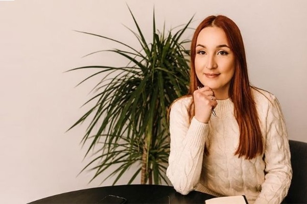 Agnieszka Fronczak, lektorka języka angielskiego – kurs w małej grupie
